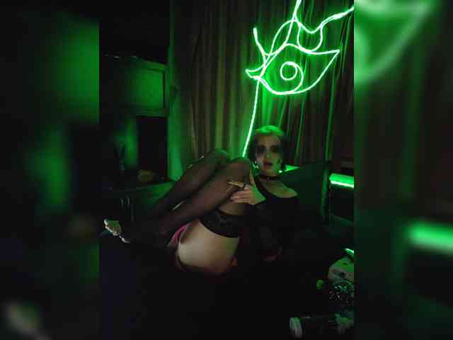 CrazySquirtSiren webcam