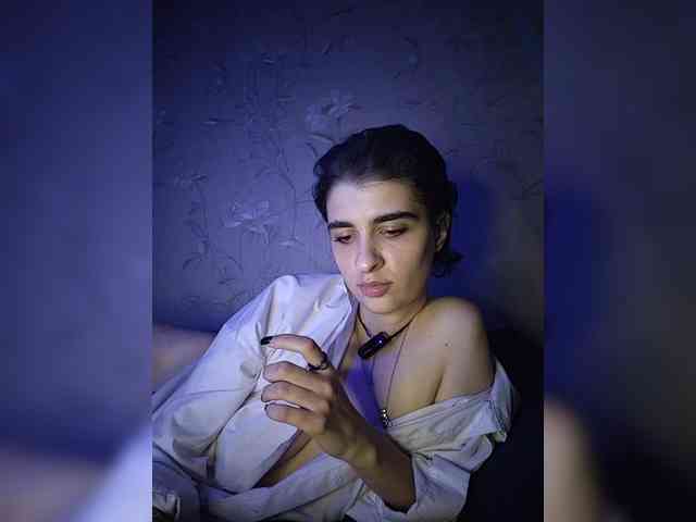 CyberSiren Sex Cam Show