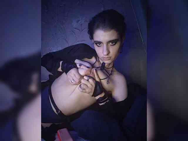 CyberSquirtSiren webcam