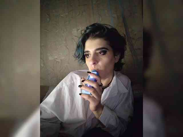 CyberSquirtSiren webcam