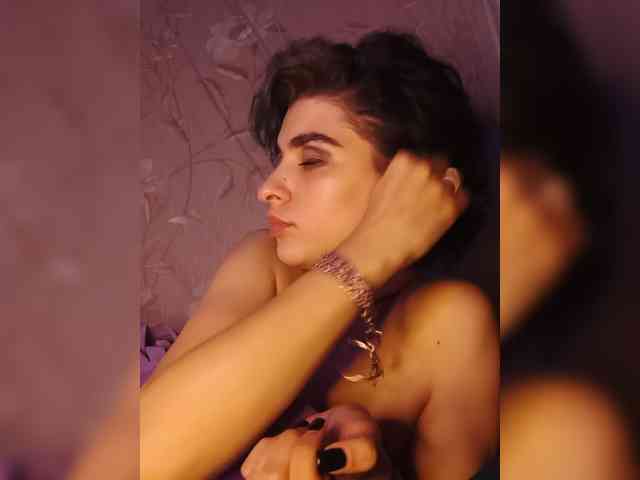 CyberSquirtSiren webcam