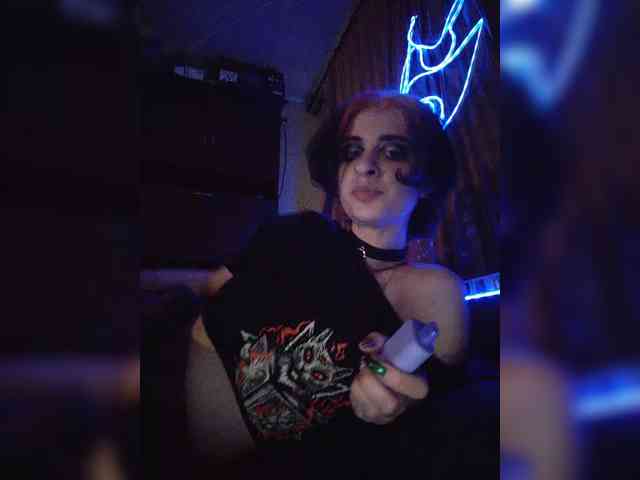 CrazySquirtSiren webcam