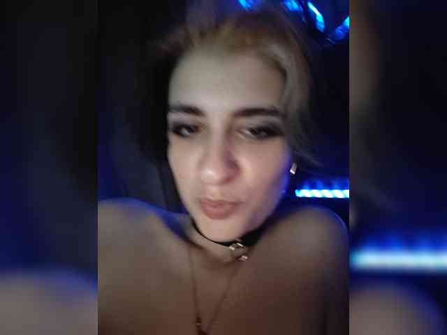 CyberSiren's webcam live show