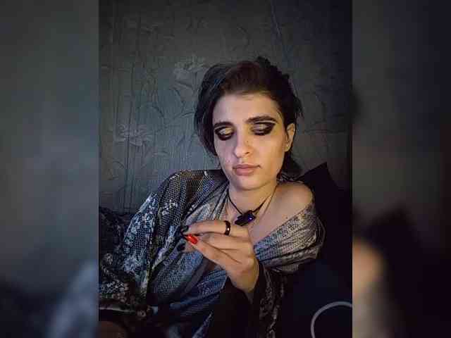 CyberSquirtCuckQueen webcam