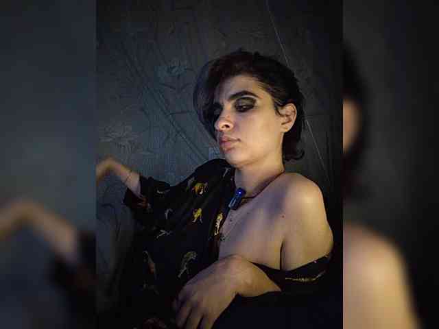 CyberSquirtSiren webcam