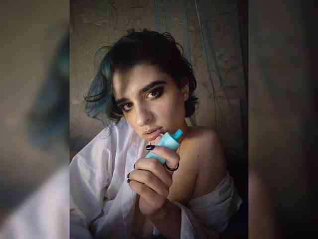 CyberSquirtSiren webcam