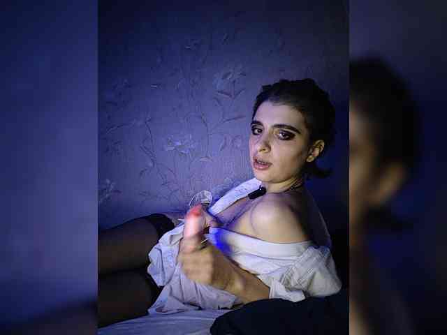 CyberSquirtSiren webcam