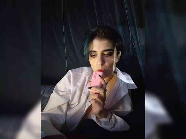 CyberSquirtSiren webcam