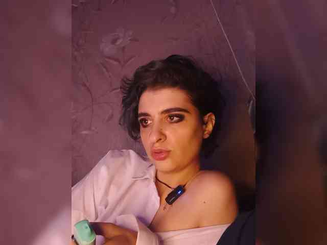 CyberSquirtSiren webcam