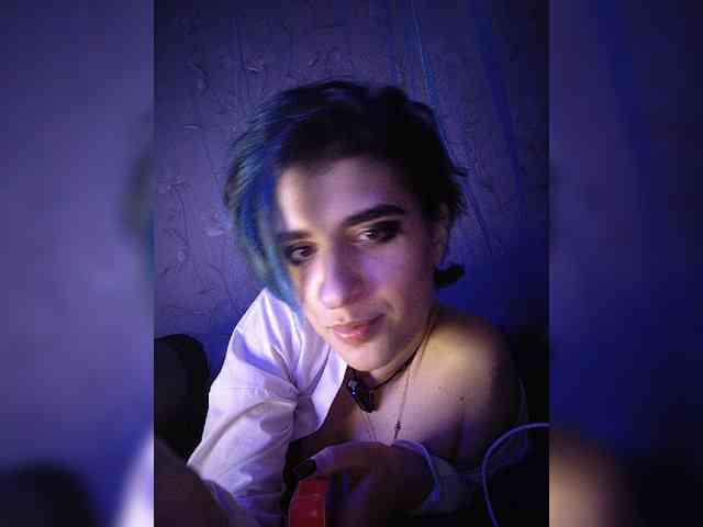 CyberSquirtSiren webcam