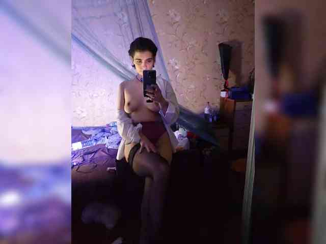 CyberSiren Sex Cam Show