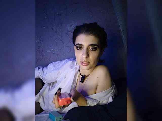 CyberSquirtSiren webcam