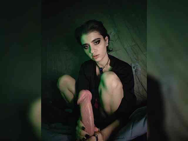 CyberSquirtSiren webcam