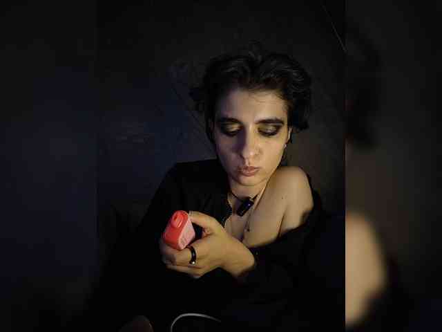 CyberSquirtSiren webcam
