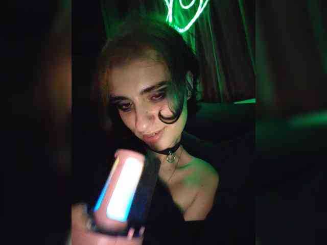 CrazySquirtSiren webcam