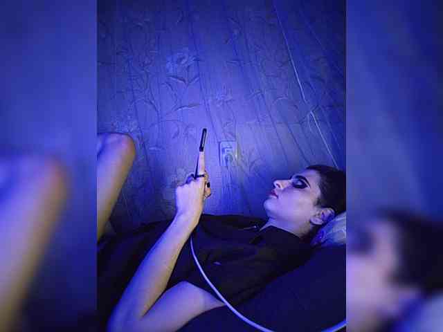 CyberSquirtSiren webcam