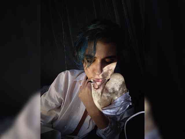 CyberSquirtSiren webcam