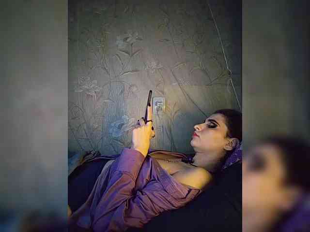 CyberSquirtSiren webcam