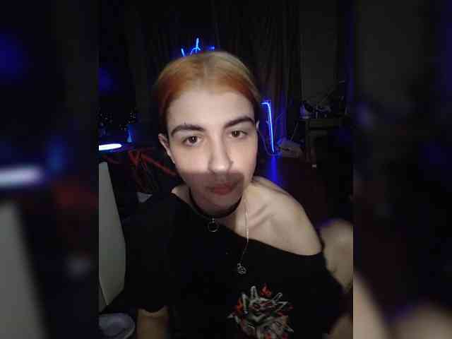 CrazySquirtSiren webcam