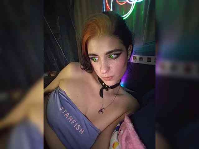 Siren_BrattyQueen webcam