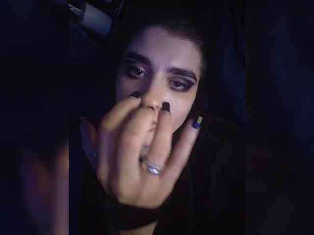 CyberSquirtSiren webcam
