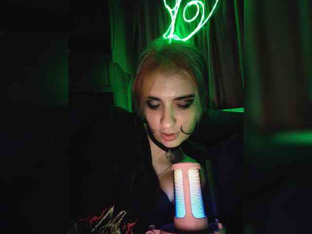 CrazySquirtSiren webcam