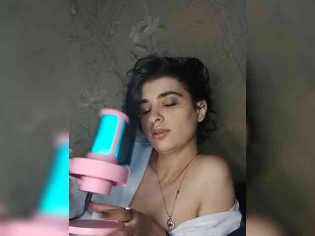 CyberSquirtSiren webcam