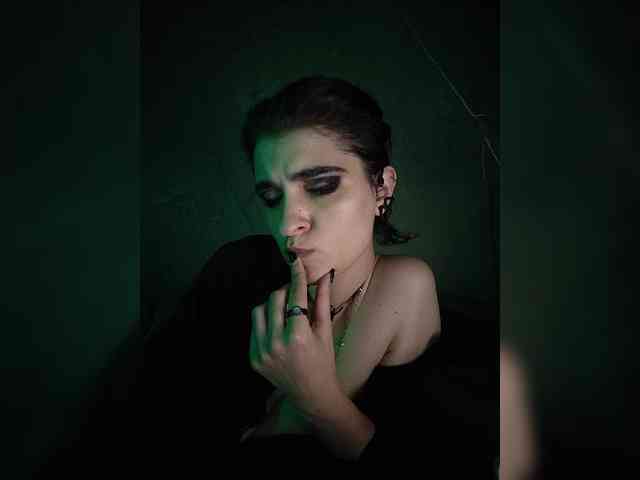 CyberSquirtSiren webcam