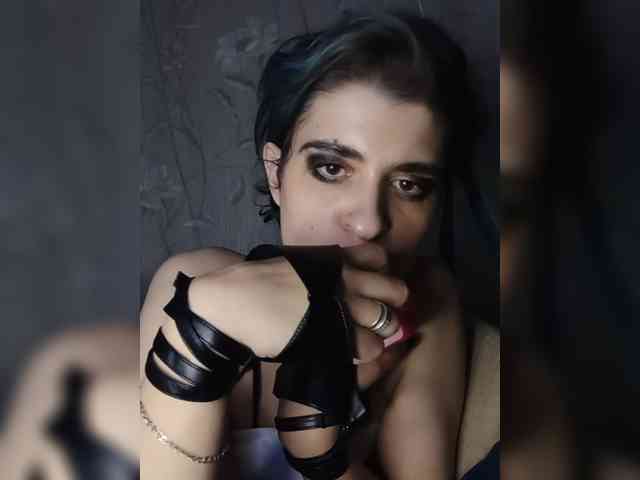 CyberSquirtSiren webcam