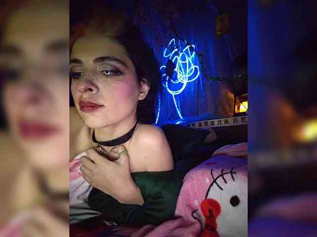 Siren_BrattyQueen