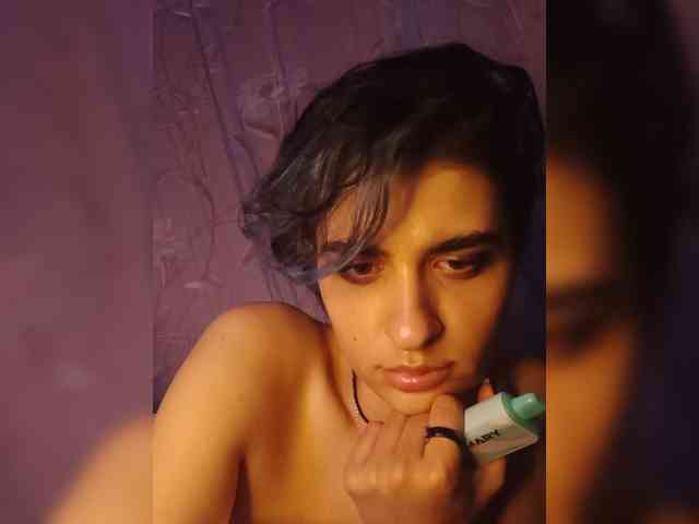 CyberSquirtSiren webcam