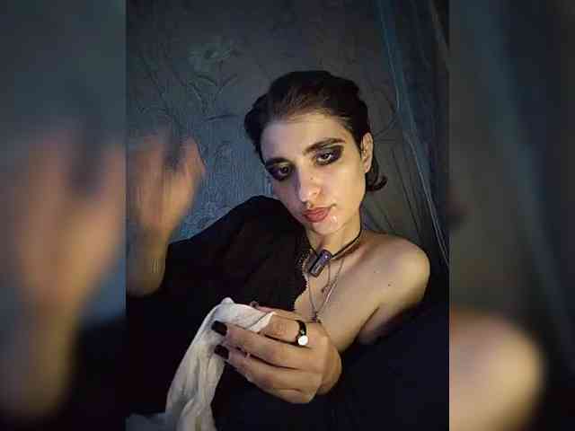 CyberSiren Sex Cam Show