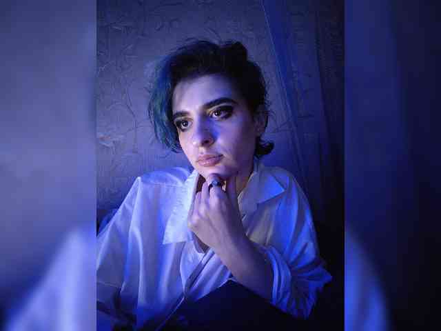 CyberSquirtSiren webcam