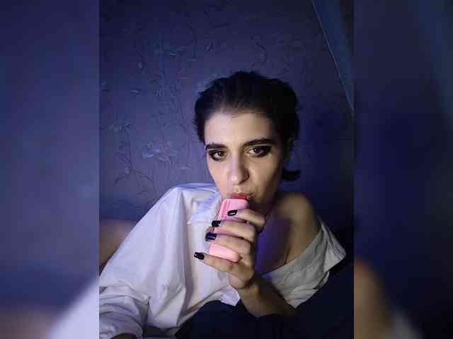 CyberSquirtSiren webcam