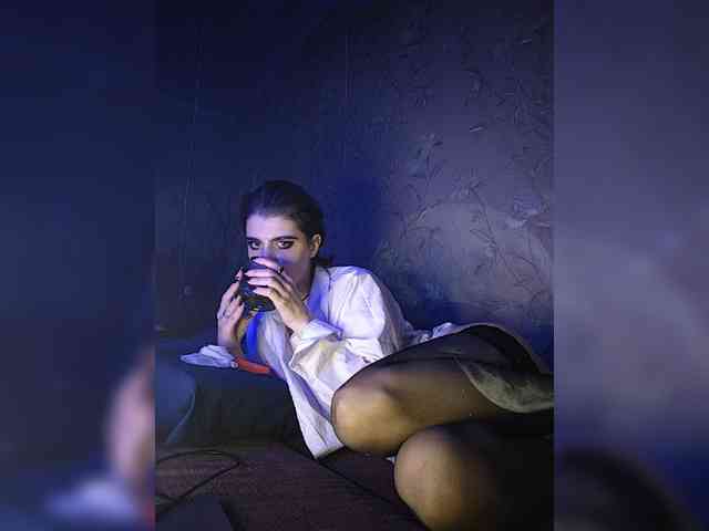 CyberSquirtSiren webcam