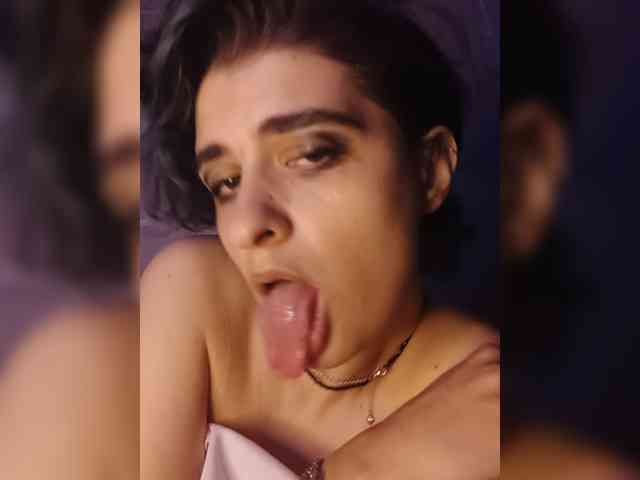 CyberSquirtSiren webcam