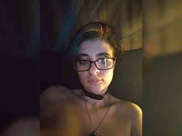 Model: UntouchableSquirtWitch