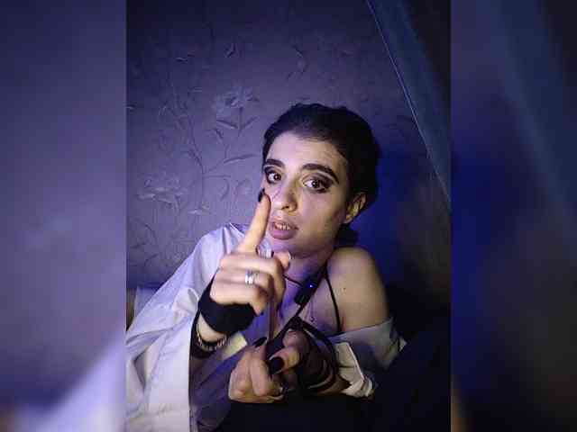 CyberSiren Sex Cam Show