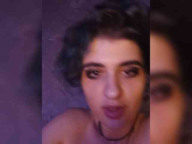 CyberSquirtSiren webcam