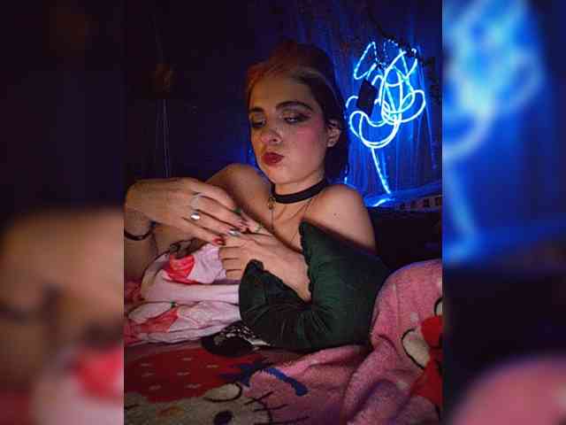Siren_BrattyQueen