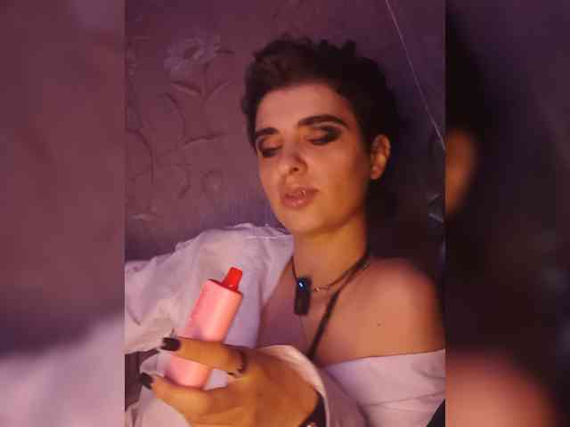 CyberSquirtSiren webcam