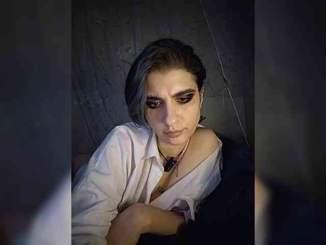 CyberSquirtCuckQueen