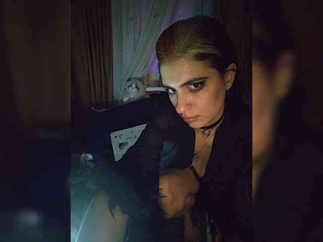 CrazySquirtSiren webcam