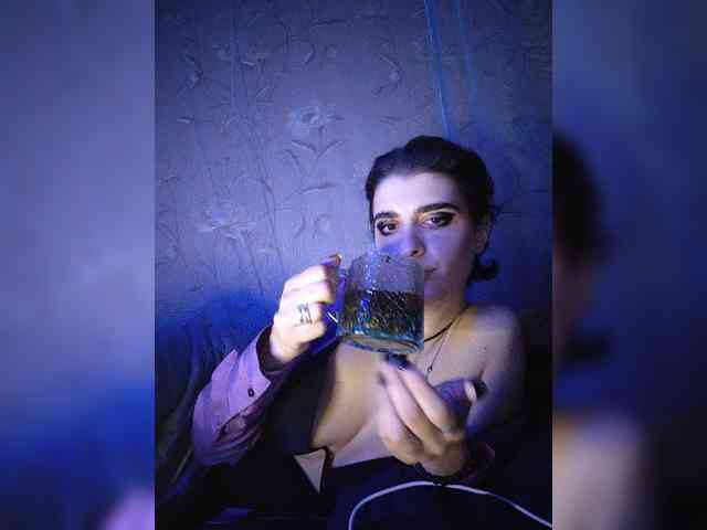 CyberSquirtSiren webcam