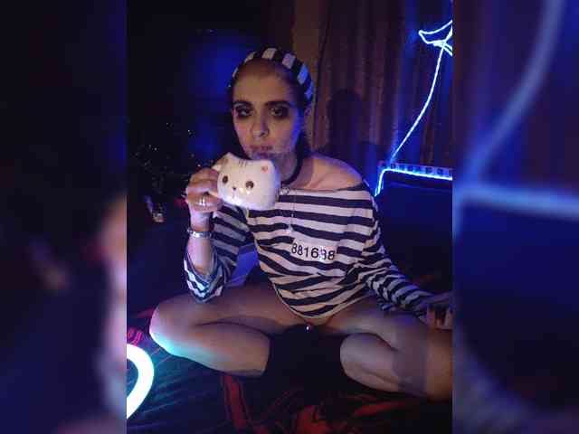 CrazySquirtSiren webcam