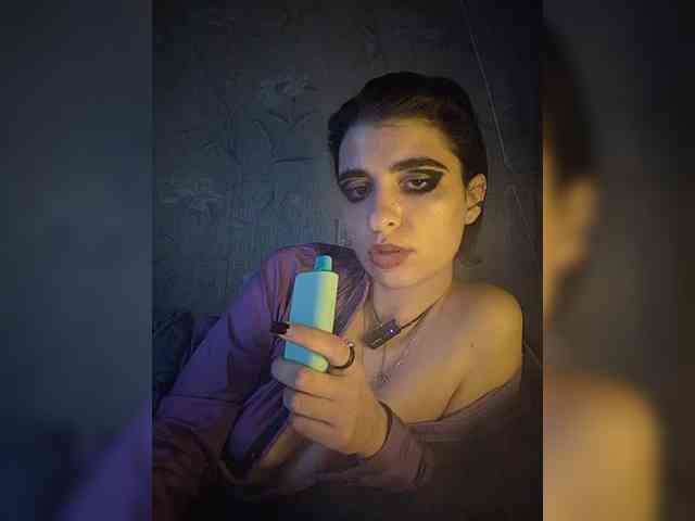 CyberSquirtSiren webcam