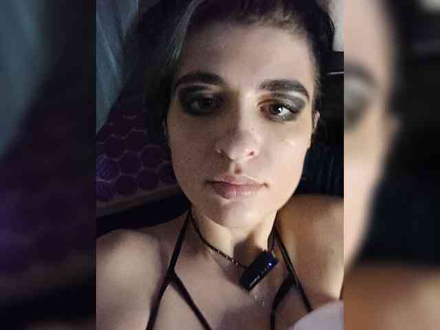 CyberSquirtSiren webcam