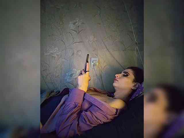 CyberSquirtSiren webcam