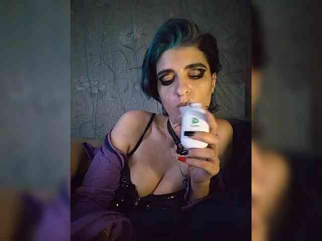 UntouchableSquirtWitch