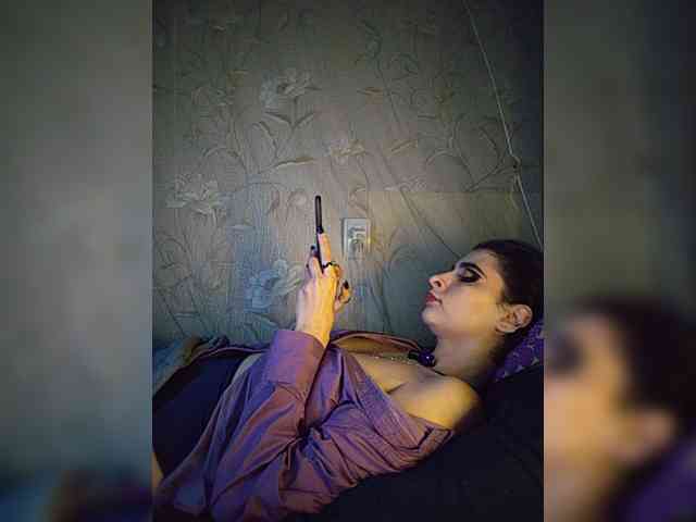 CyberSquirtSiren webcam